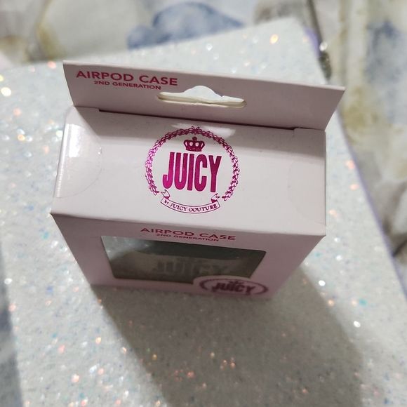 - NEW JUICY COUTURE AIRPOD CASE /COVER gold - Picture 4 of 4
